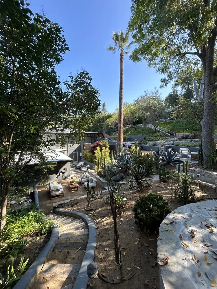 Professional landscape design experts serving Los Angeles, CA - Alonzo’s landscape