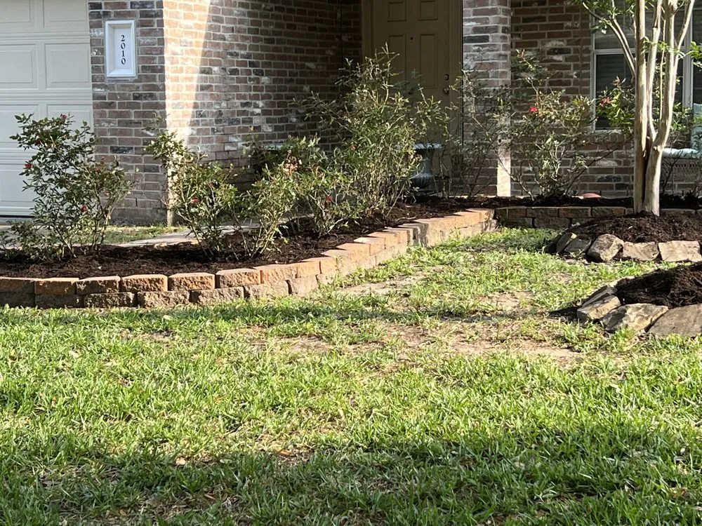 Custom lawn mowing service for outdoor upgrades across Houston, TX - Alot Moore Landscaping