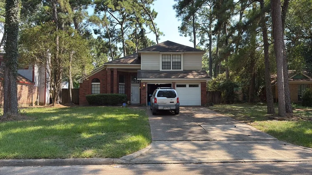 Trusted outdoor landscaping for residential properties across Houston, TX - Alot Moore Landscaping