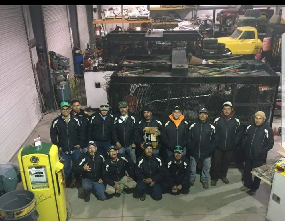 Affordable lawn care service experts serving Bakersfield, CA - Alpha & Omega Gardening