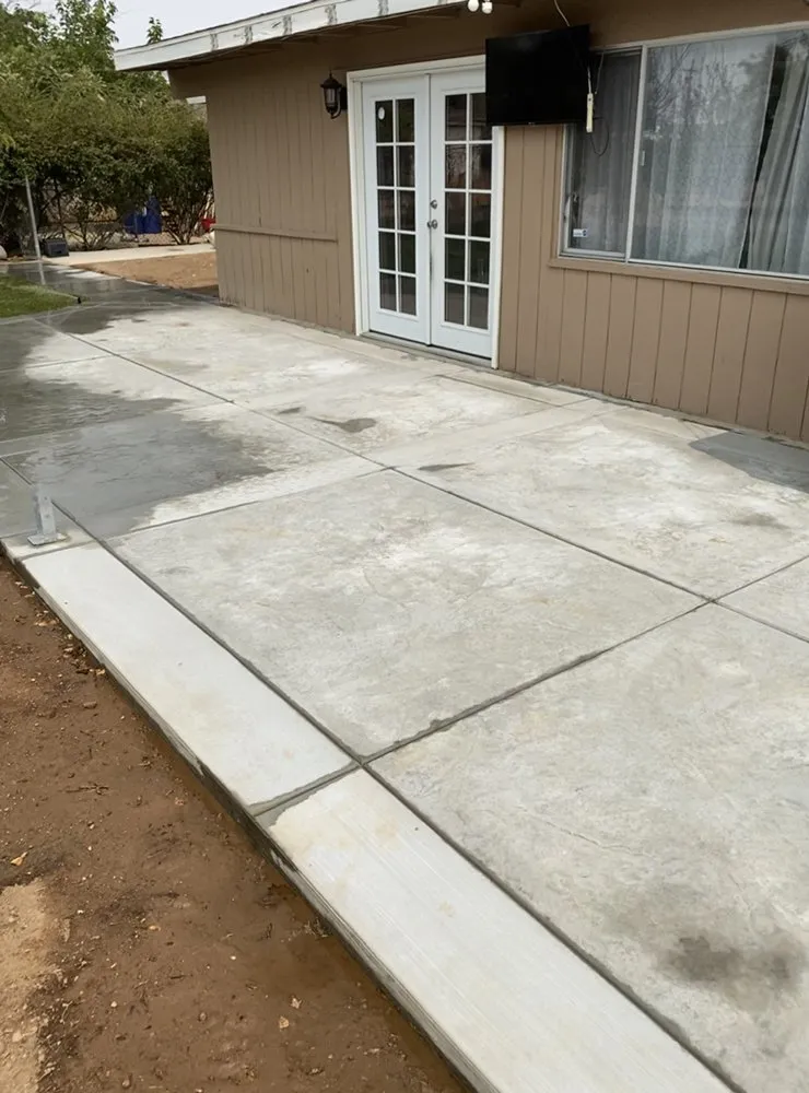 Local yard maintenance in Apple Valley, CA - Alpha & Omega Landscaping