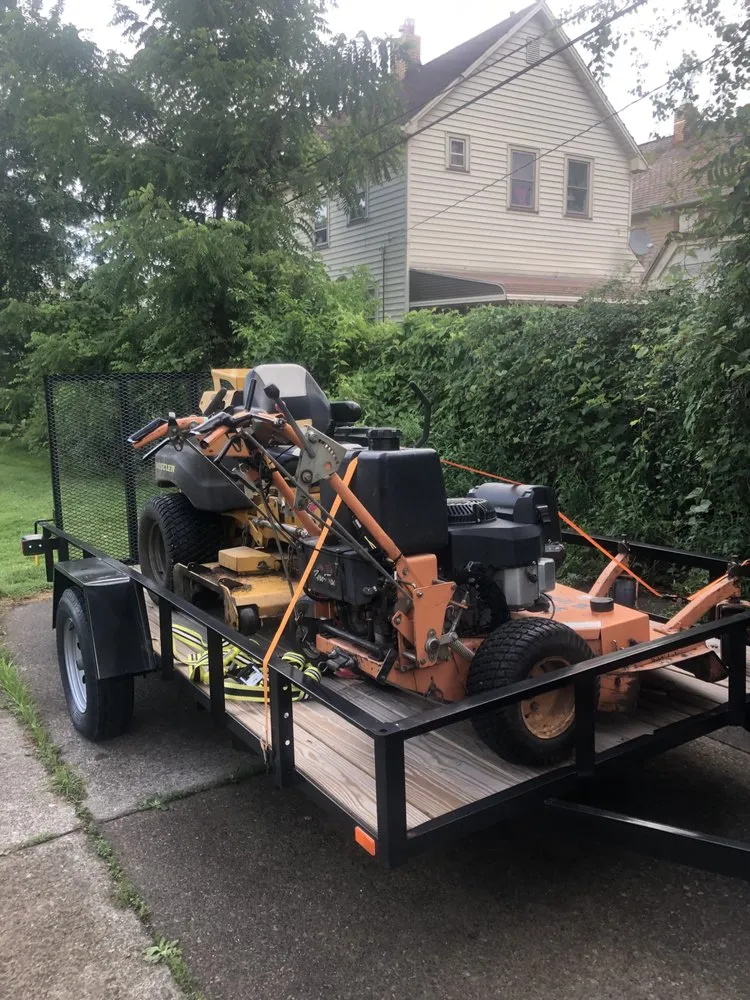 Trusted yard cleanup service experts serving Cleveland, OH - Alpha Company Logistics