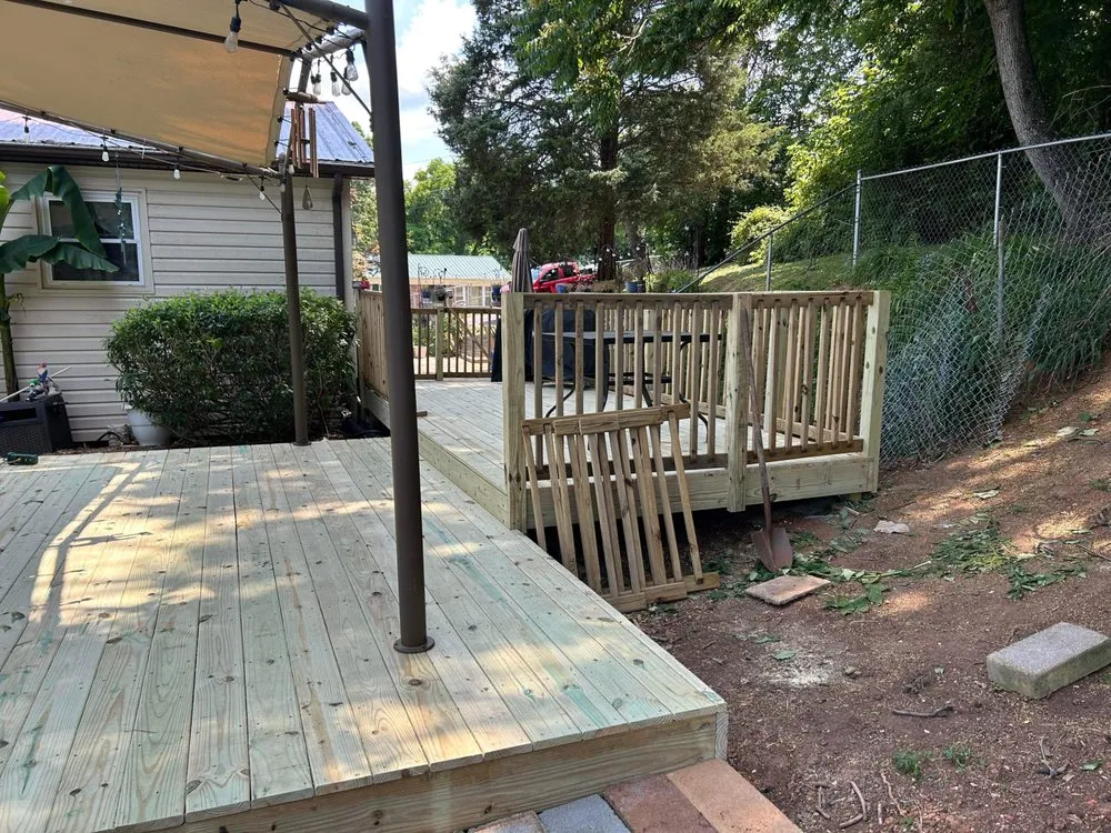 Top-rated yard cleanup service in Whitesburg, TN - Alpha Decking & Landscape Design