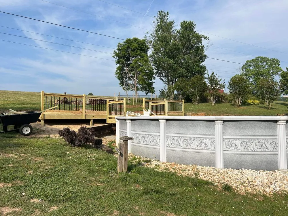 Top-rated yard cleanup service for beautiful yards across Whitesburg, TN - Alpha Decking & Landscape Design