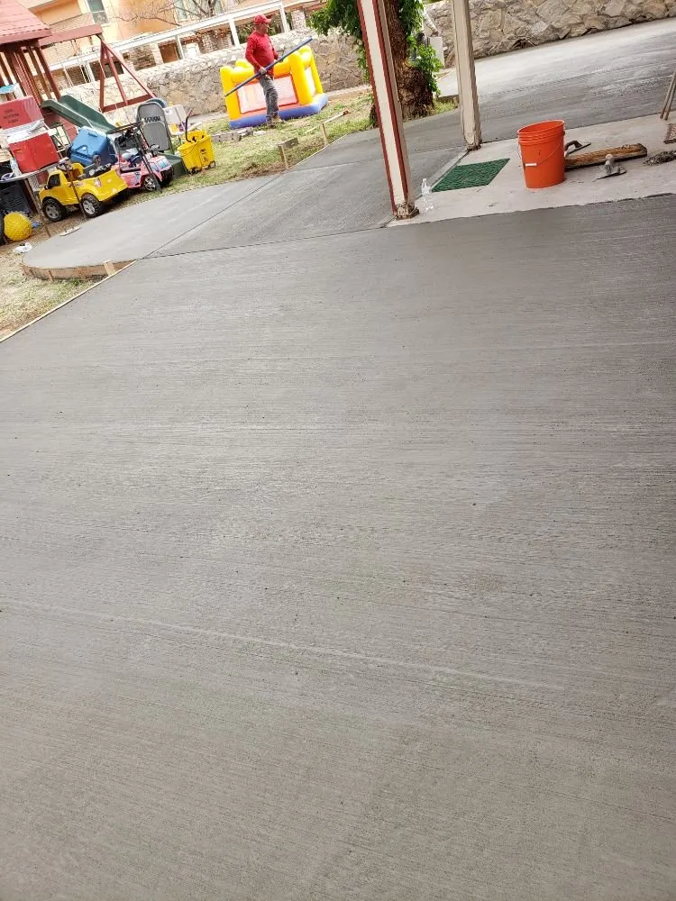 Trusted yard cleanup service for year-round maintenance in El Paso, TX by Alpha Innovations Construction & Remodeling