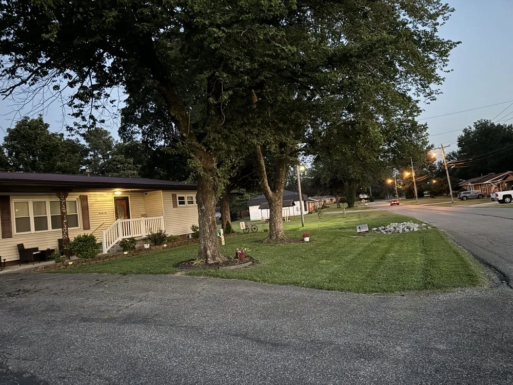 Local lawn mowing service for beautiful yards across Metropolis, IL - Alpha Lawn Care & Cleaning Services