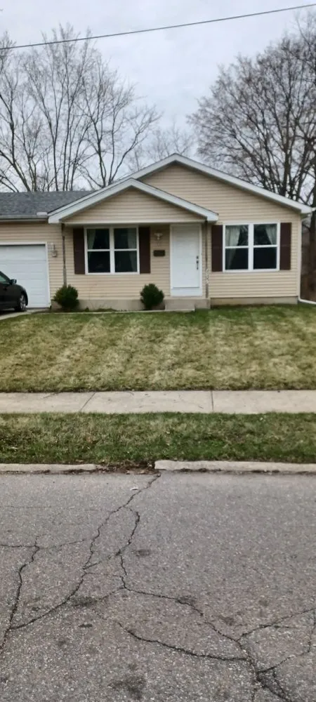 Reliable yard cleanup service experts serving South Bend, IN - Alpha Omega Home Service