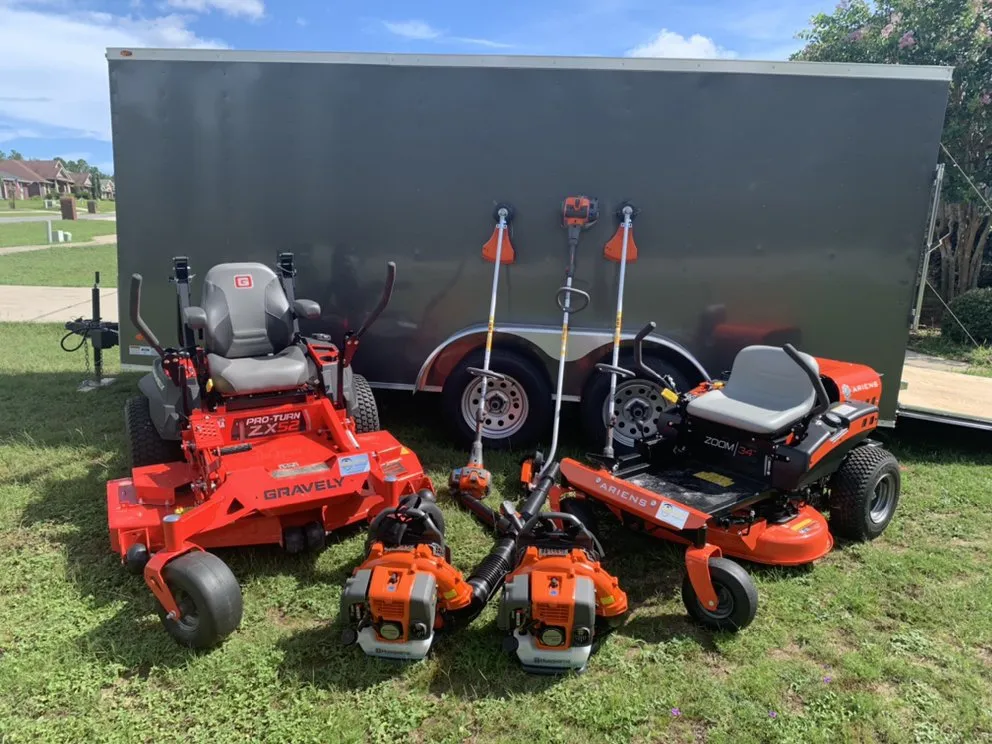 Top-rated lawn care service experts serving Niceville, FL - Alpha Outdoor Services