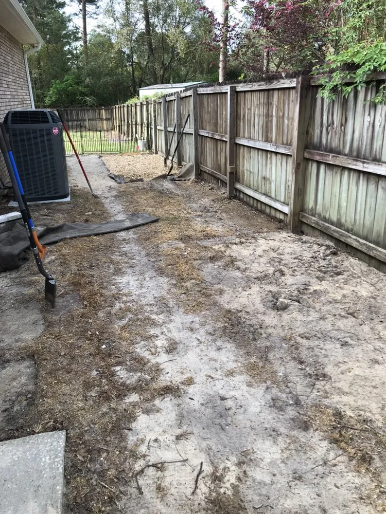 Affordable outdoor landscaping in Niceville, FL by Alpha Outdoor Services