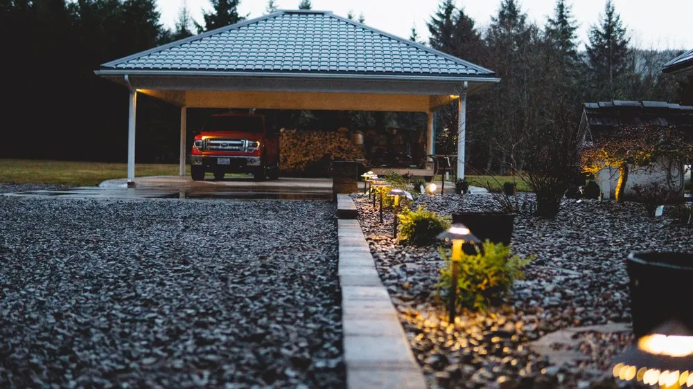 Professional yard maintenance in Chehalis, WA - Alpha Y La Omega Landscaping
