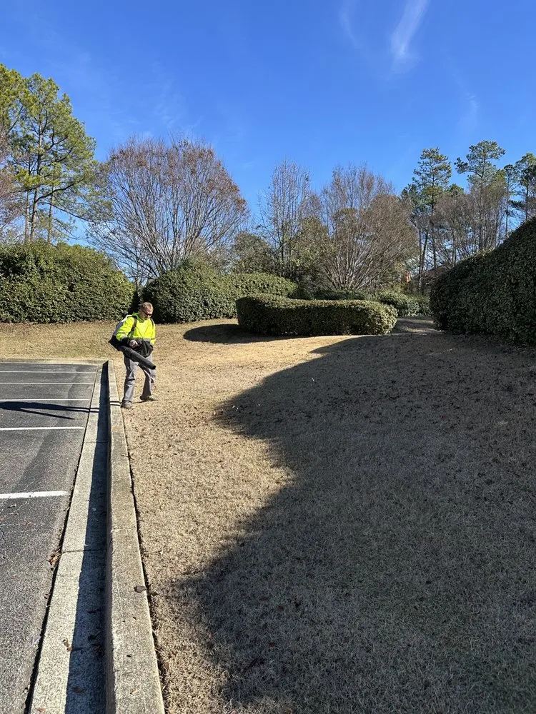 Expert outdoor landscaping in Anniston, AL - Alphascape Lawn and Landscape