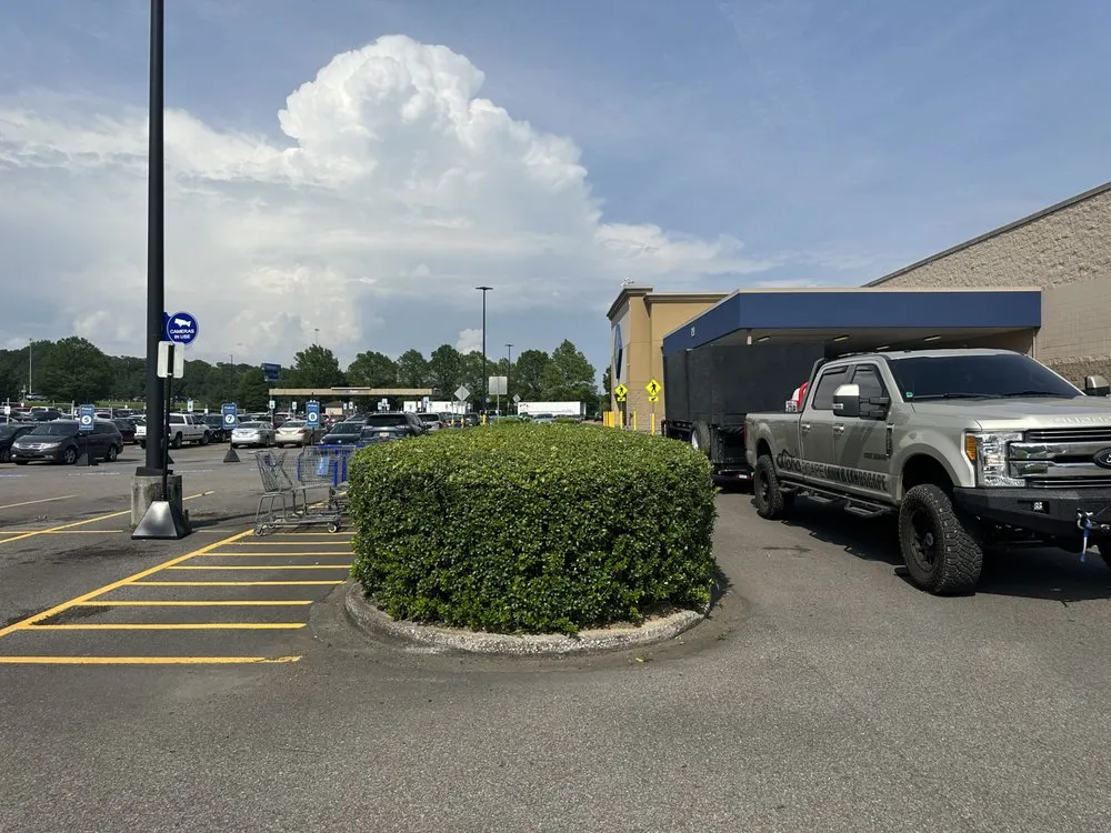 Professional residential landscaping in Anniston, AL by Alphascape Lawn and Landscape