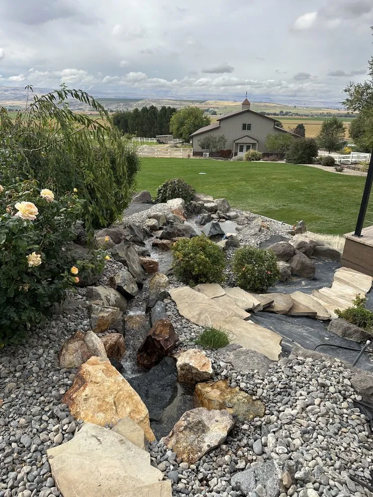 Professional lawn mowing service experts serving Meridian, ID - Alpine Creek Enterprises