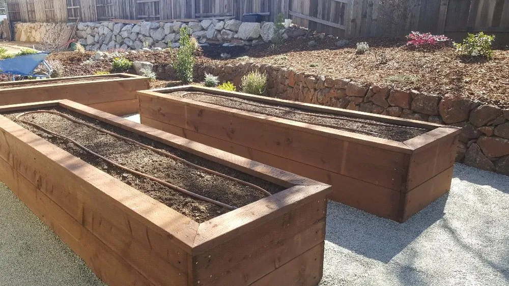 Custom lawn care service in Penn Valley, CA - Alpine Custom Landscapes