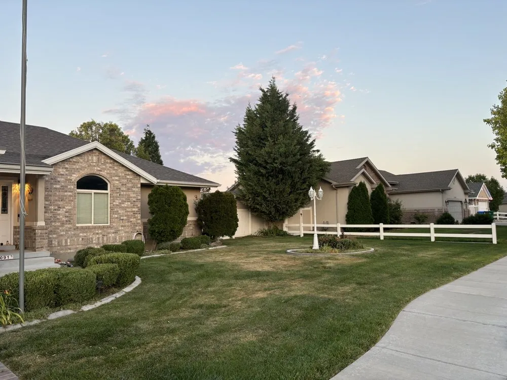 Reliable residential landscaping in Herriman, UT - Alpine Elite Lawn Services