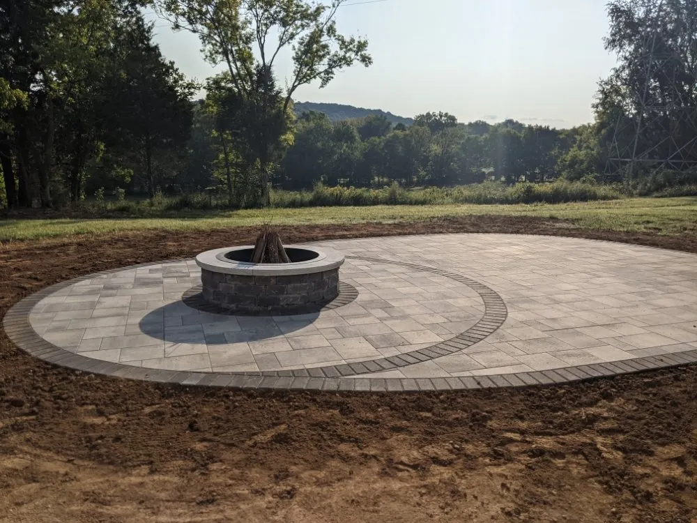 Professional residential landscaping experts serving Goodlettsville, TN - Alpine Landscaping