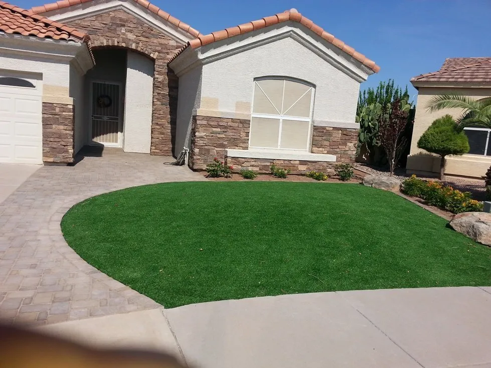 Professional yard cleanup service in Gilbert, AZ - Alrey's Landscaping