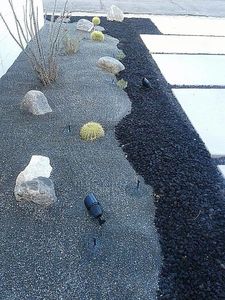 Professional lawn care service in Palm Springs, CA - Al's Construction & Landscape