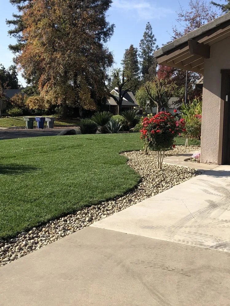Professional residential landscaping with custom design across Fresno, CA - Al's Landscape Construction