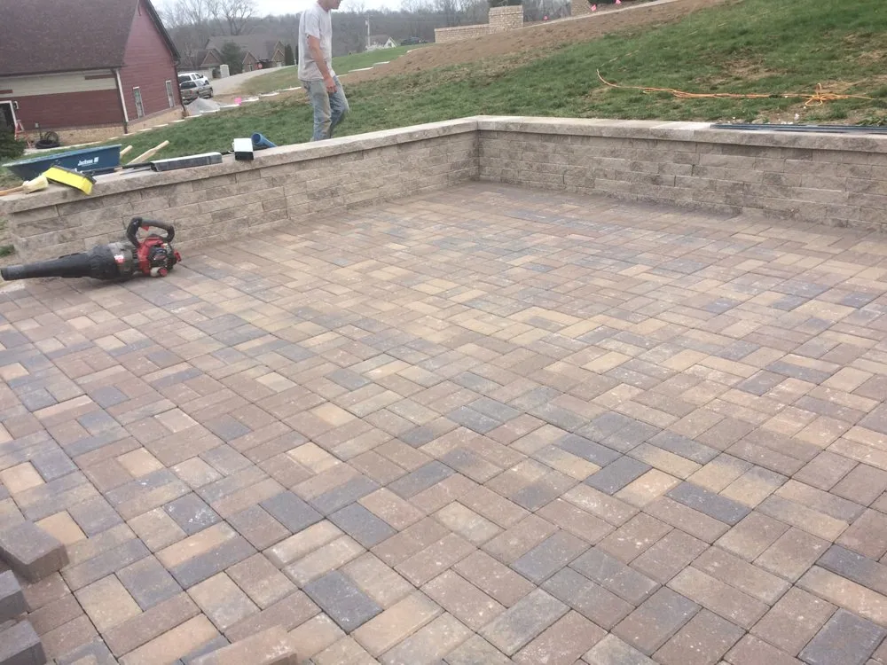 Professional outdoor landscaping in Winchester, KY by Al's Landscape Contractors