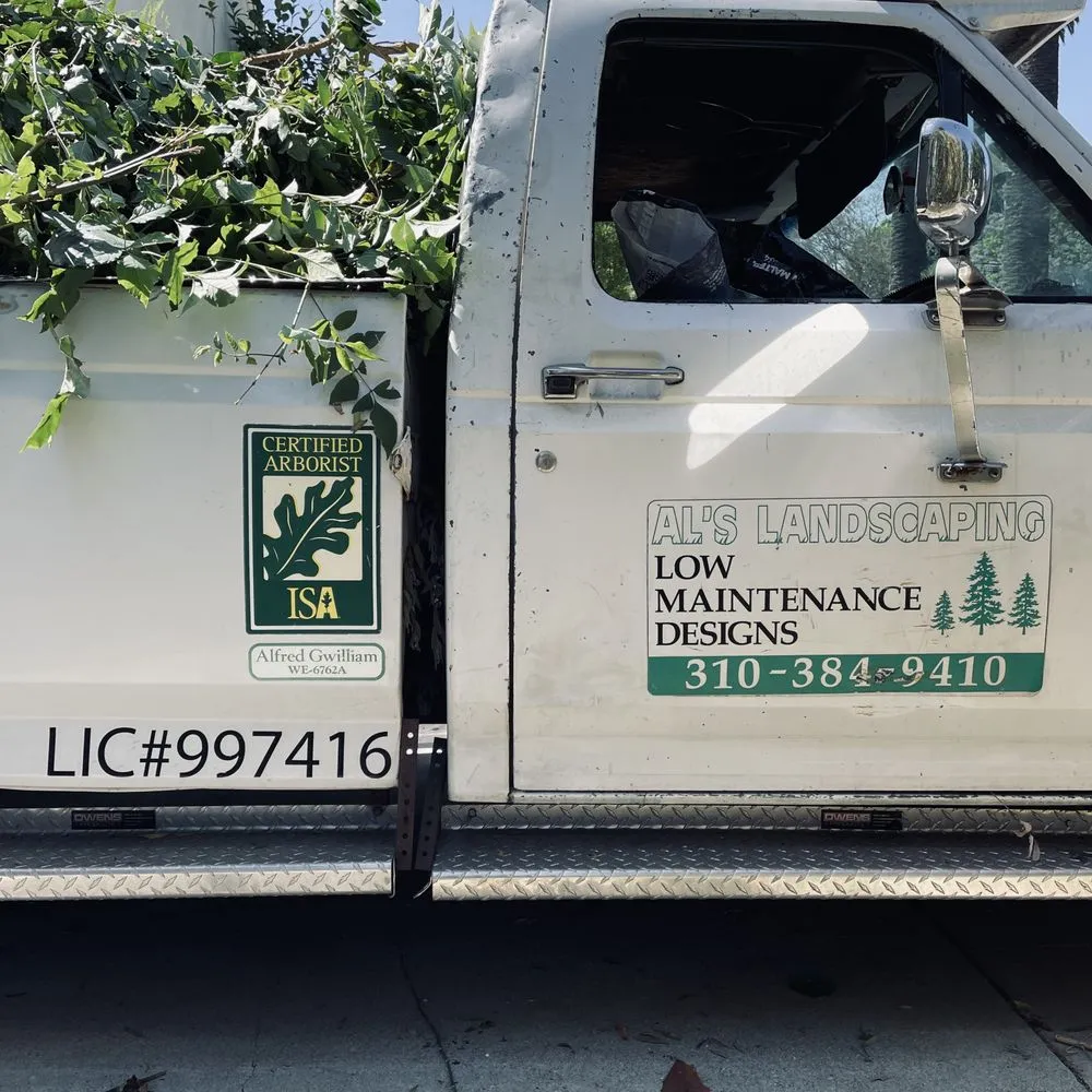 Local yard cleanup service for beautiful yards across Playa Del Rey, CA - Al's Landscaping