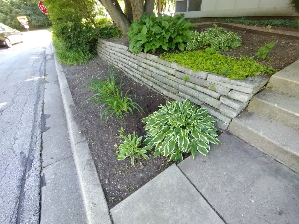 Top-rated yard maintenance for beautiful yards across Batavia, IL - Al's Landscaping Services and associates