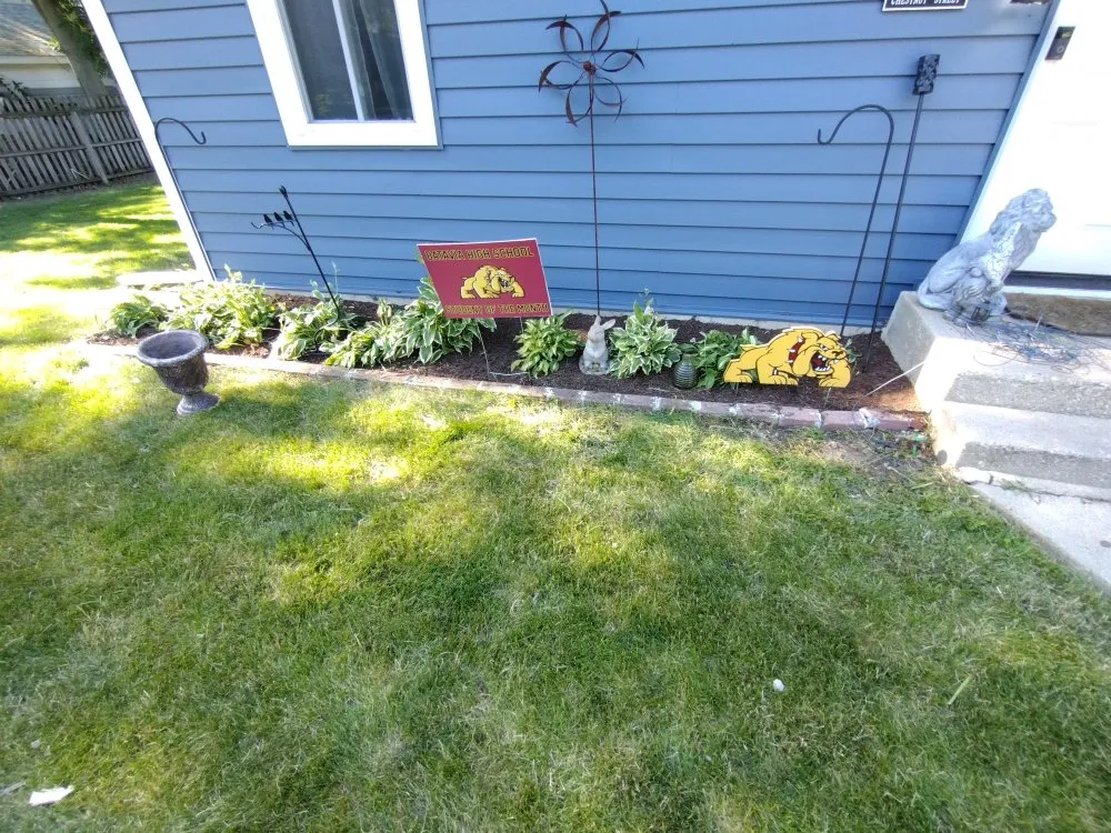 Trusted yard cleanup service for year-round maintenance across Batavia, IL - Al's Landscaping Services and associates