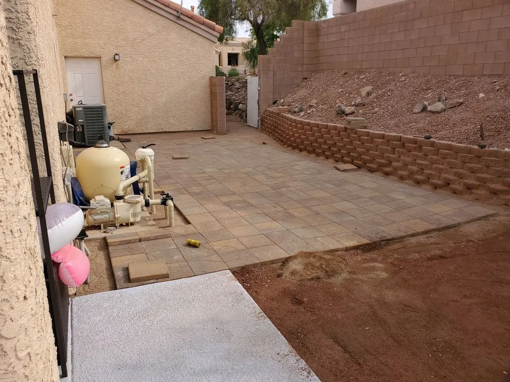 Local garden landscaping for homes in Laughlin, NV by Al's Landscaping Services of Laughlin