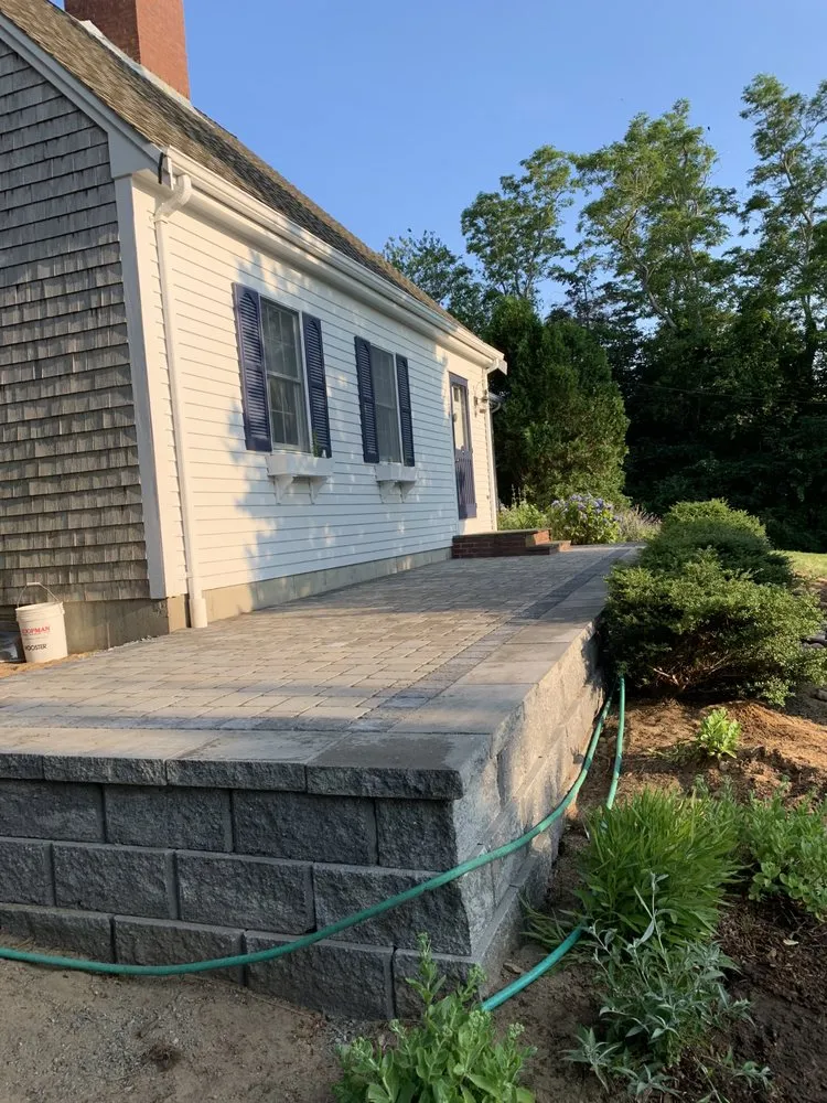 Custom landscaping services for beautiful yards in Upton, MA by ALS Landscaping