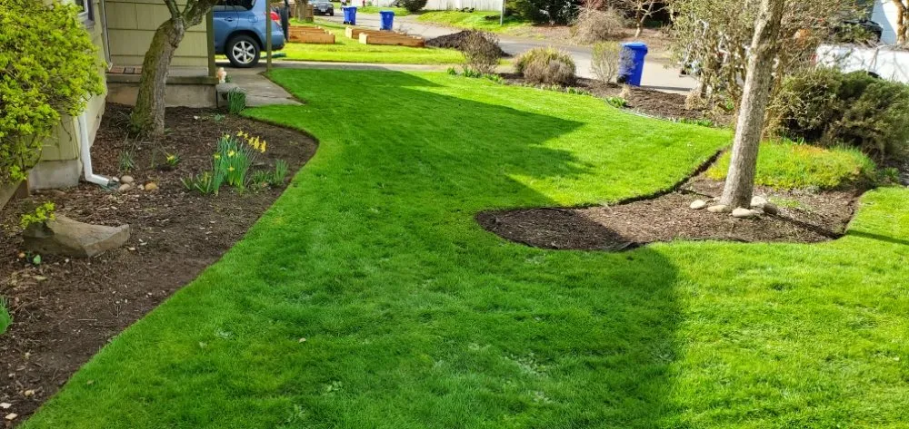 Top-rated residential landscaping experts serving Portland, OR - Al's Lawn Care Service