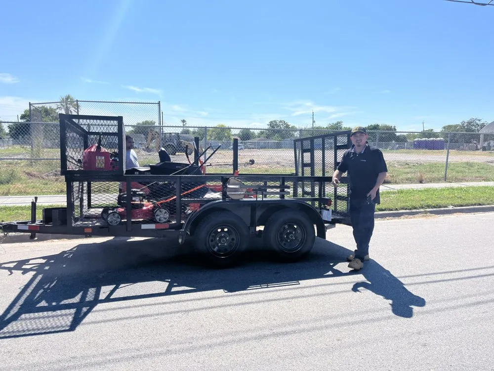 Custom outdoor landscaping with custom design across Corpus Christi, TX - AL’s Lawn Service & Gonzalez Construction