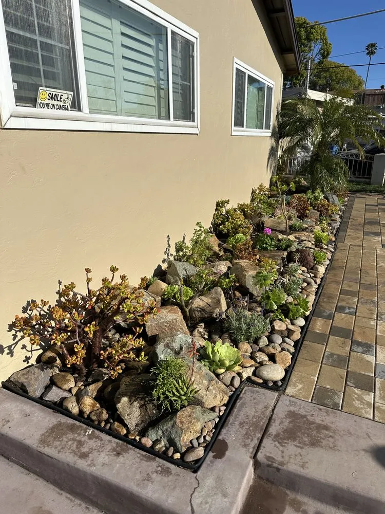 Local lawn mowing service in San Diego, CA by Altamirano landscaping