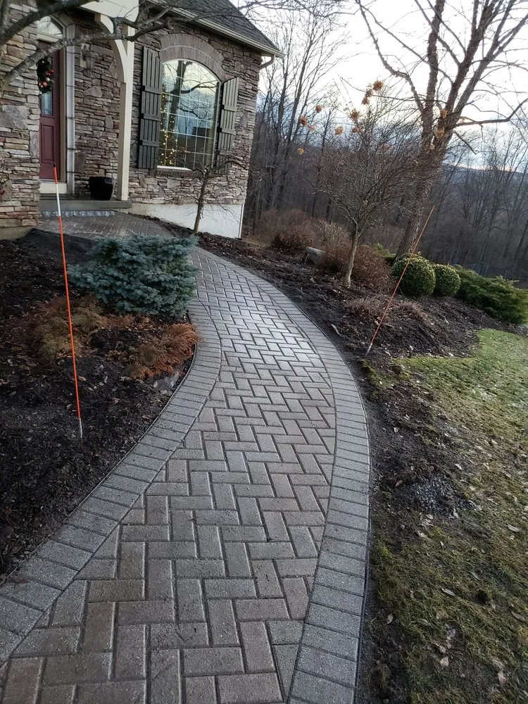 Expert landscape installation in Syracuse, NY - Altar Rock Group of NY