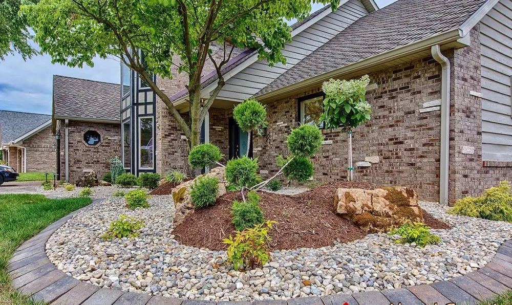 Local outdoor landscaping for year-round maintenance in Pontoon Beach, IL by Altered Grounds