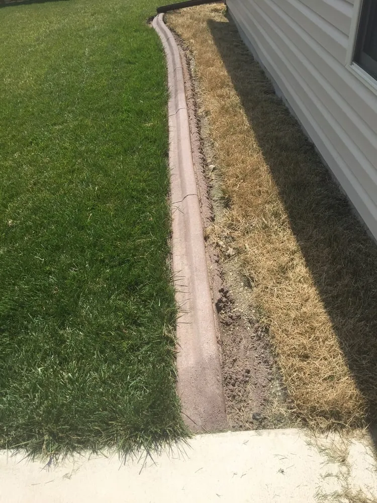 Expert yard maintenance experts serving Lafayette, IN - Alternative Edge Lawn & Landscaping