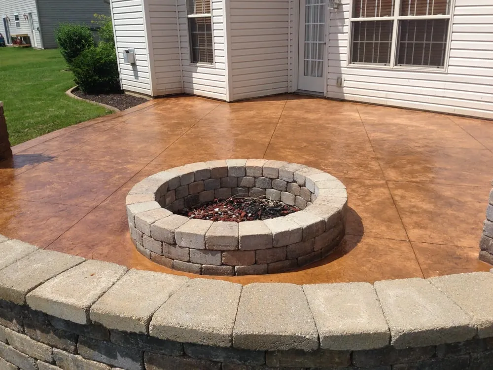 Custom landscape design experts serving Lafayette, IN - Alternative Edge Lawn & Landscaping