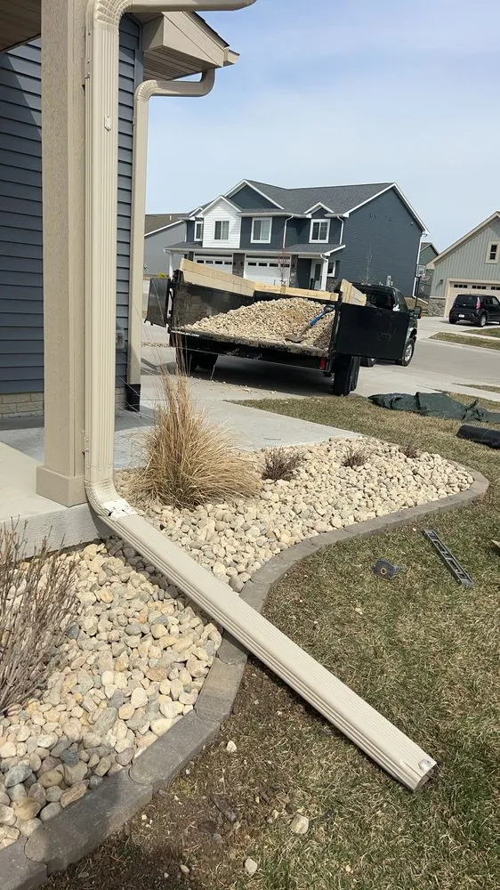 Local yard cleanup service in Cedar Rapids, IA by Alternative Outdoor Services