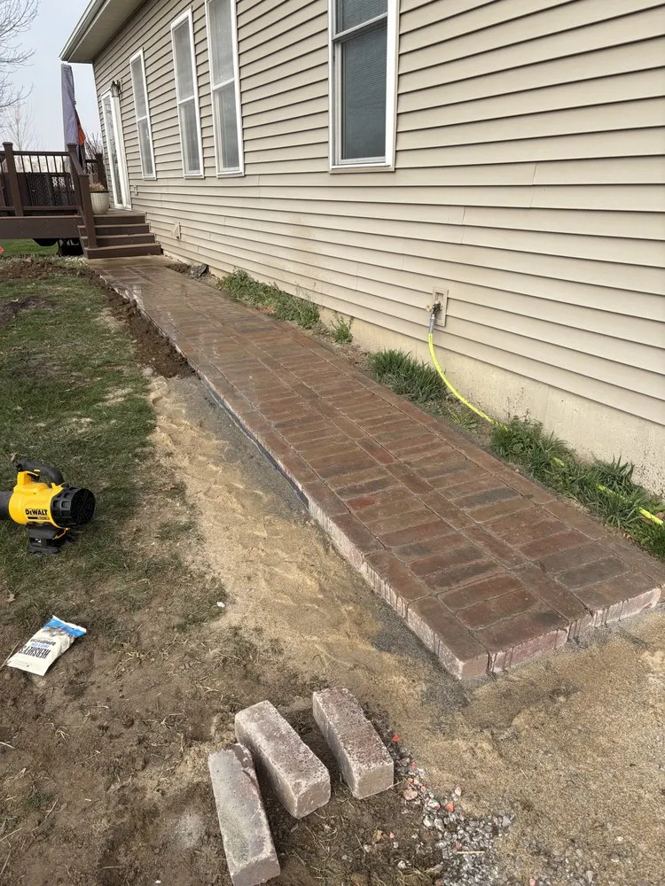 Expert landscape installation near you across Cedar Rapids, IA - Alternative Outdoor Services