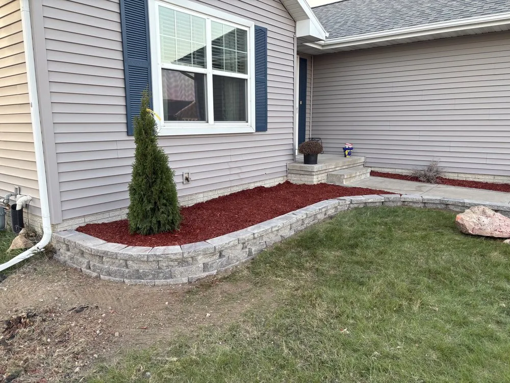 Expert lawn mowing service in Cedar Rapids, IA by Alternative Outdoor Services