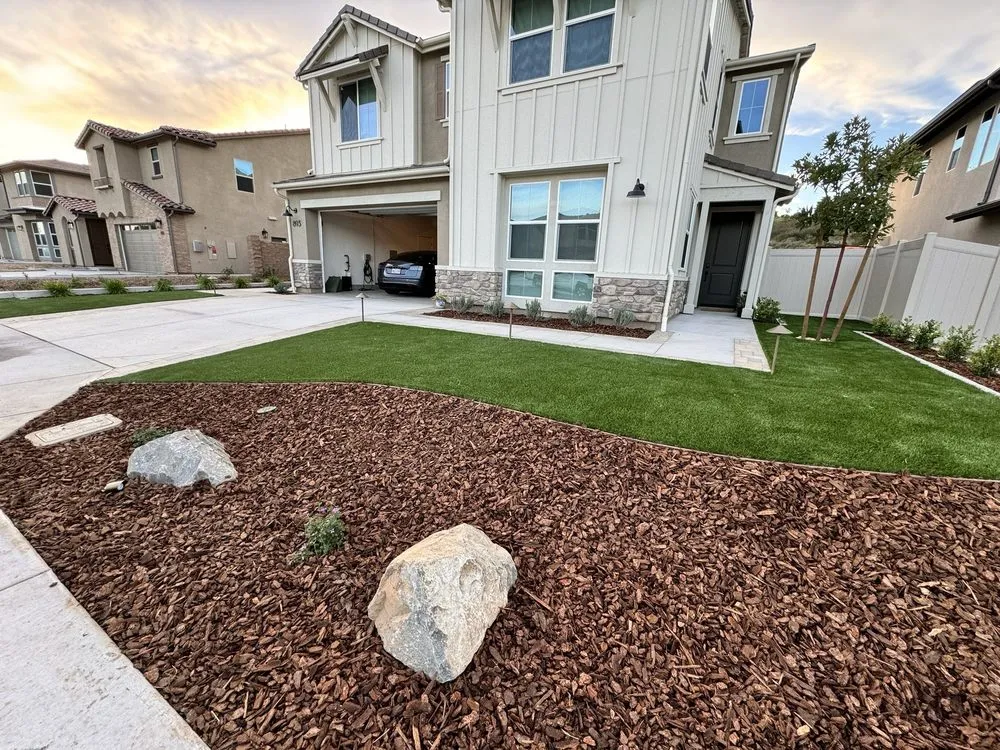 Professional yard maintenance in San Diego, CA - Alterra Landscape Systems