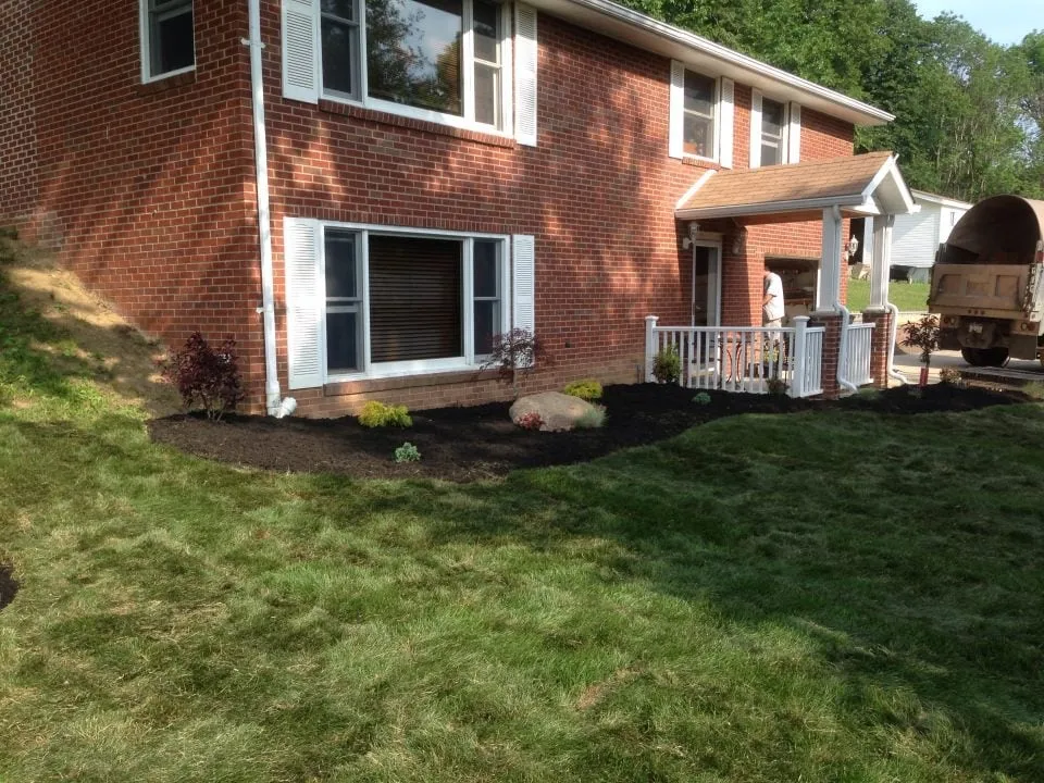 Professional garden landscaping for beautiful yards across Washington, PA - Altieri Landscaping Traditions