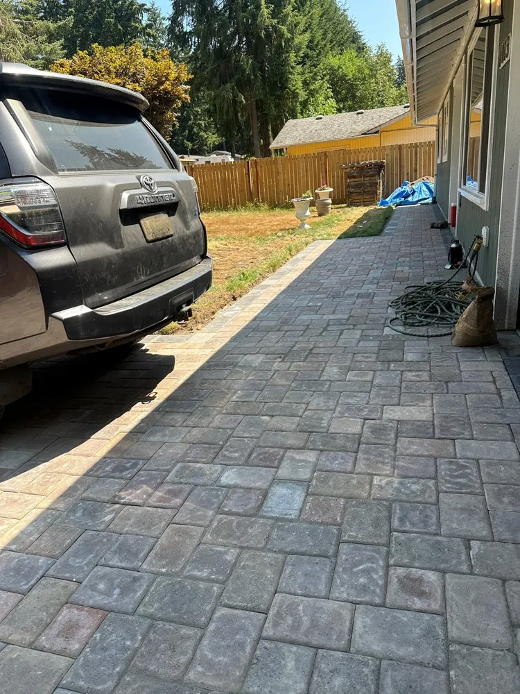 Professional residential landscaping in Olympia, WA by Altitude Landscaping