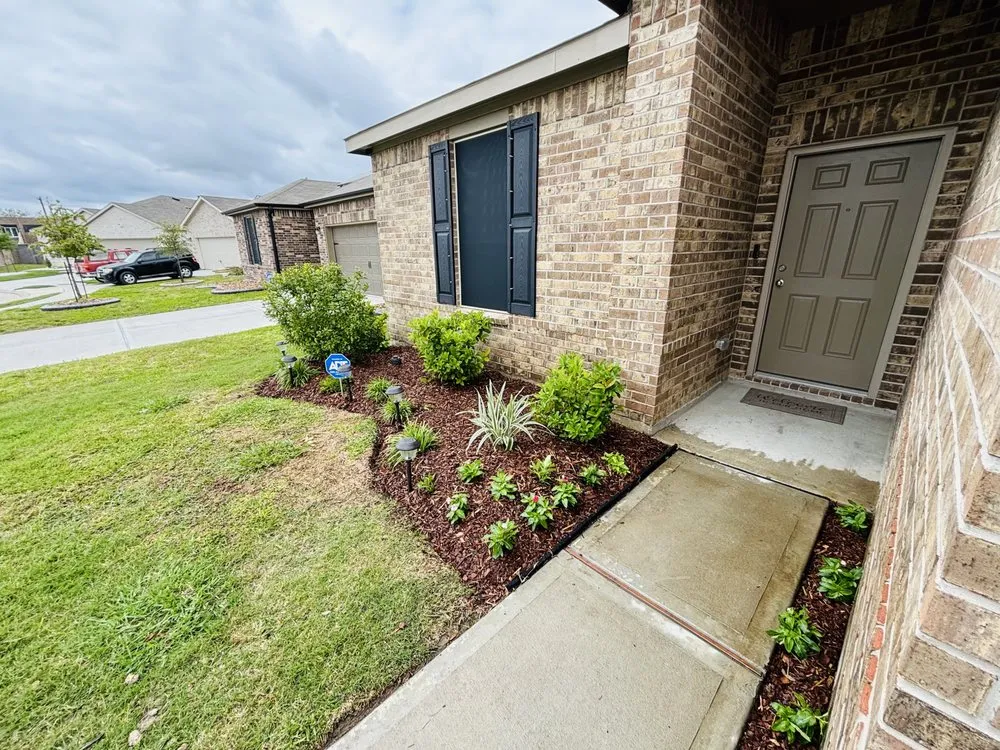 Custom landscape design for outdoor upgrades across Houston, TX - Aluches