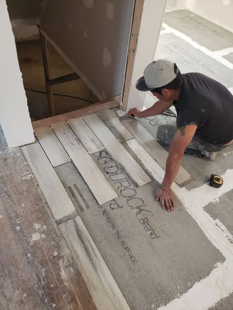 Professional lawn care service for homes in Forest Hills, NY by Alvamar Enterprise