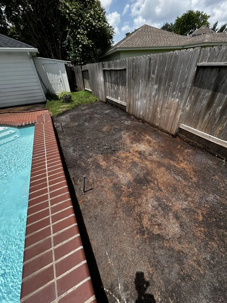 Trusted yard maintenance experts serving Houston, TX - Alvarado Landscaping