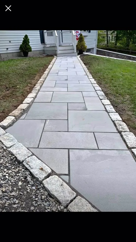 Top-rated lawn care service in Hyannis, MA - Alvarado Lansdcaping