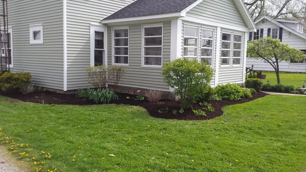 Affordable residential landscaping in Defiance, OH - Alvarado Lawn & Landscape