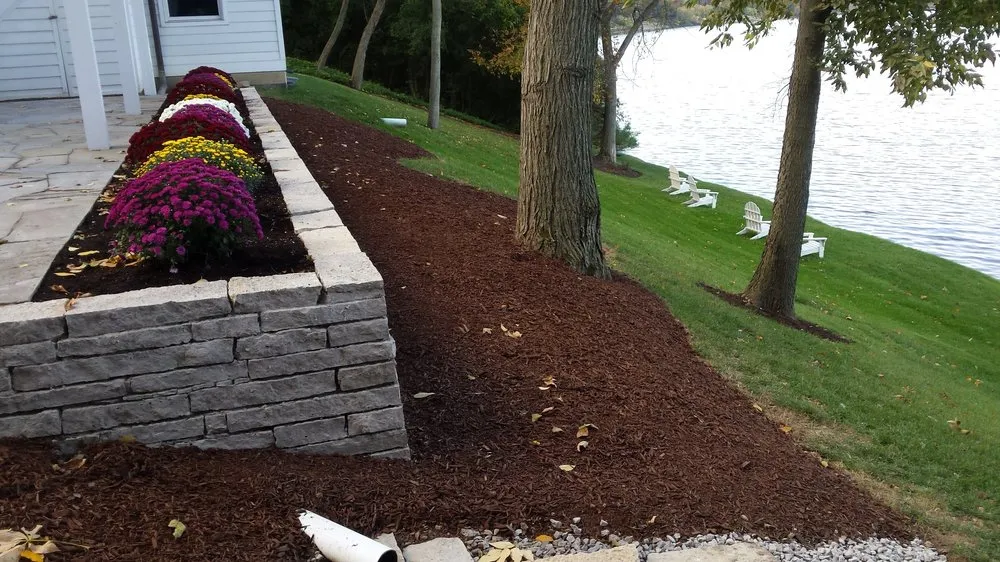 Expert residential landscaping in Defiance, OH - Alvarado Lawn & Landscape
