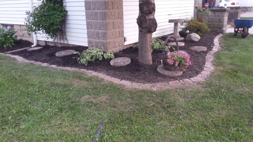 Custom yard maintenance for homes across Defiance, OH - Alvarado Lawn & Landscape