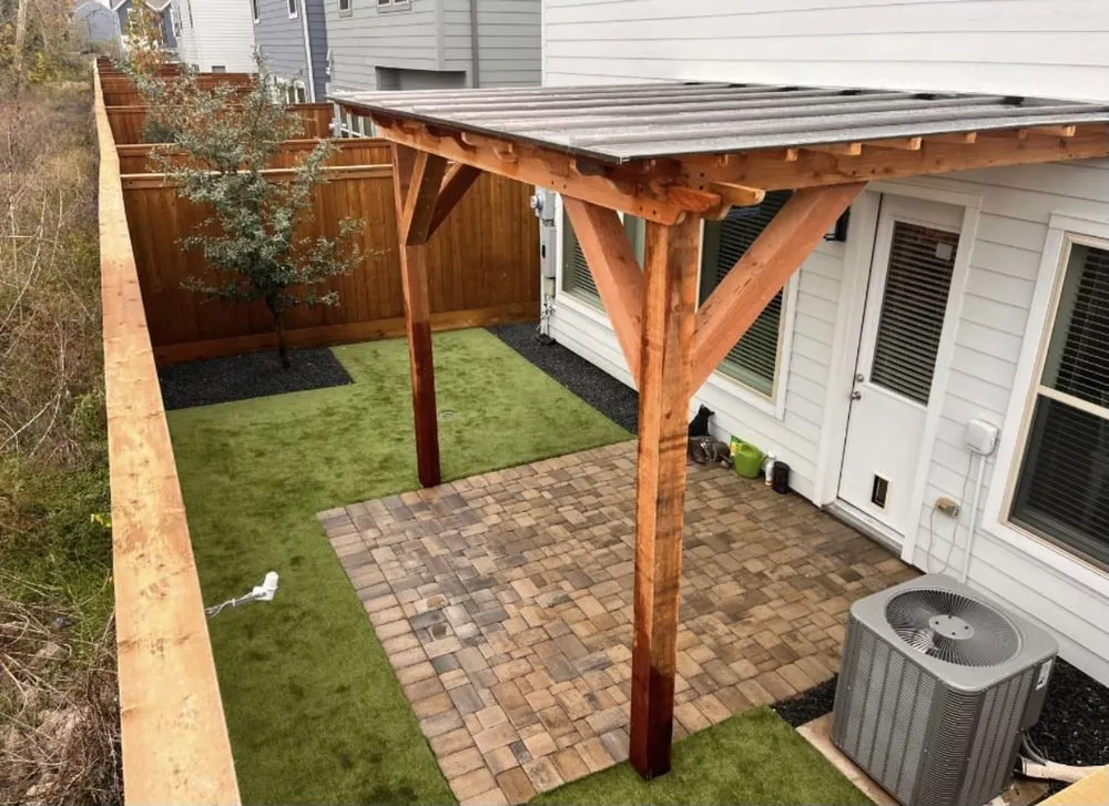 Local residential landscaping experts serving Houston, TX - Alvarado Tree Service and Landscaping